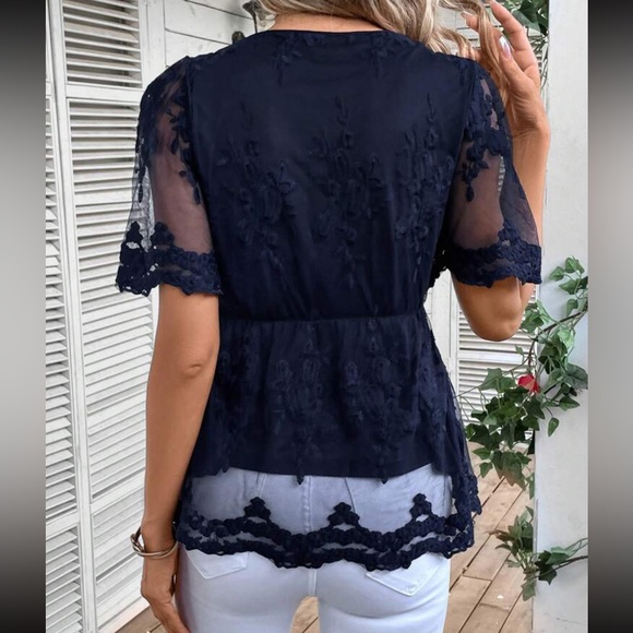 Boho floral embroidered mesh blouse - Picture 2 of 5